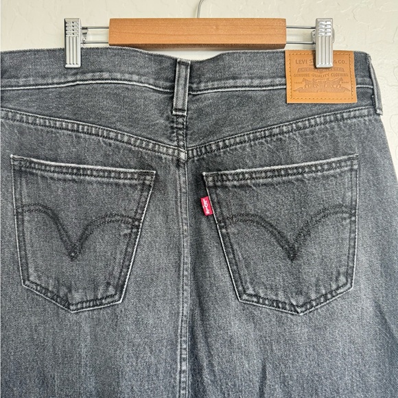 Levi’s Premium Denim ANKLE COLUMN SKIRT Maxi Jean Skirt, size 27 Black - Picture 6 of 7